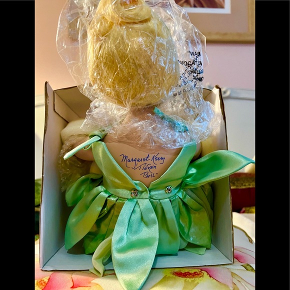 SIGNED NUMBERED BEAUTIFUL TINKER BELL PORCELAIN MARIE OSMOND DOLL  #1760 COA - Picture 2 of 13